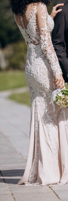 Vând rochie de mireasa deosebita - materiale de calitate