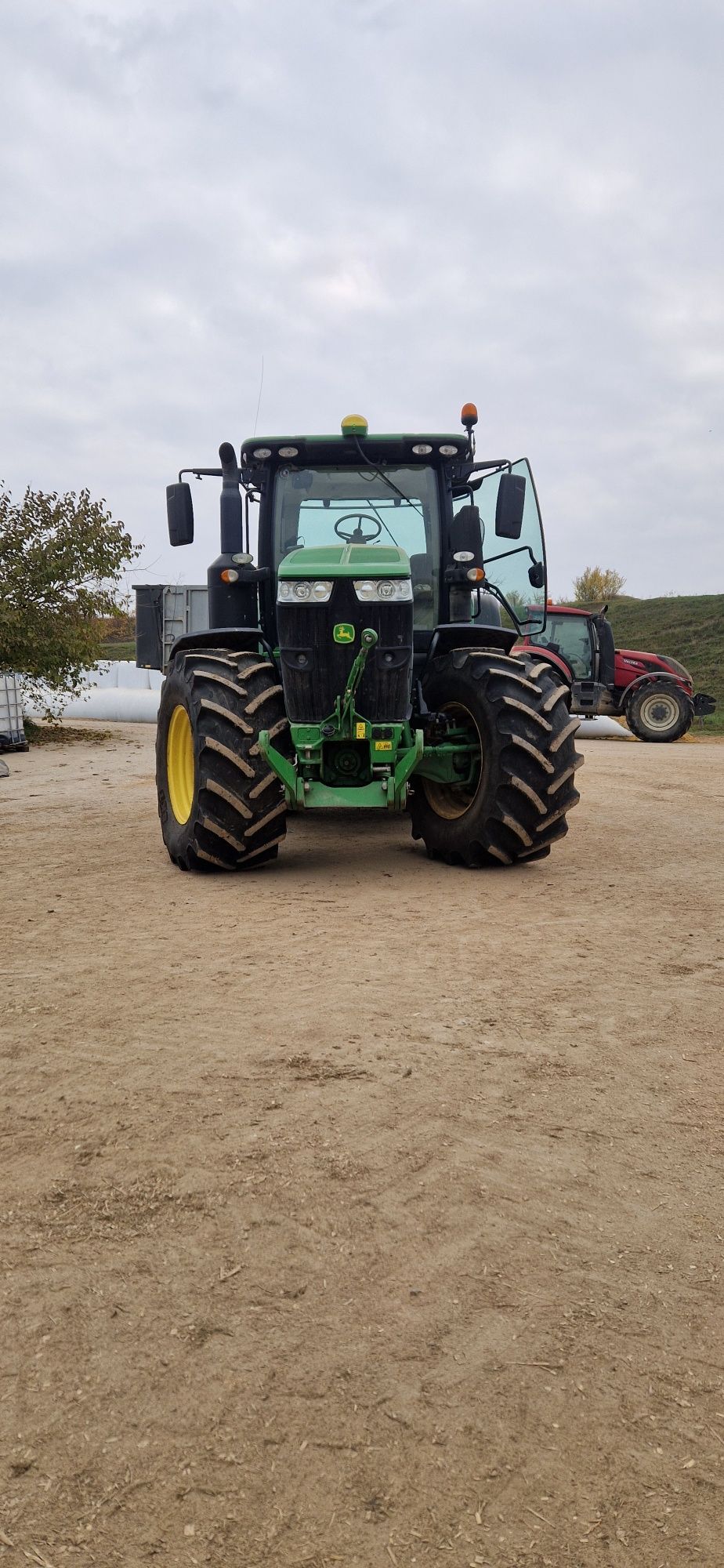 John Deere 7270r