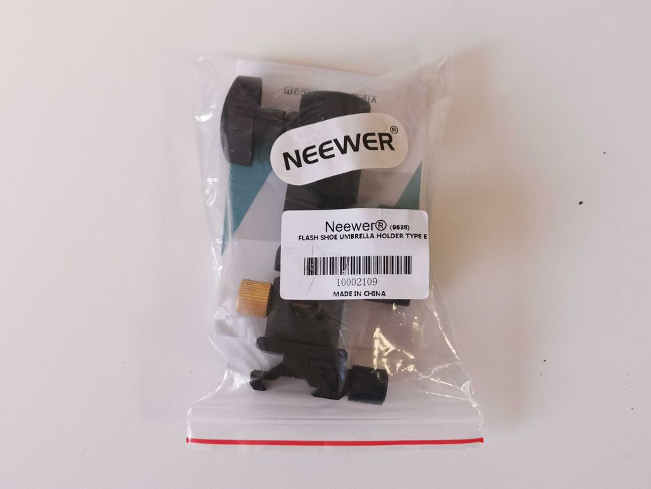 Neewer Type E (9638) държач за светкавица и чадър