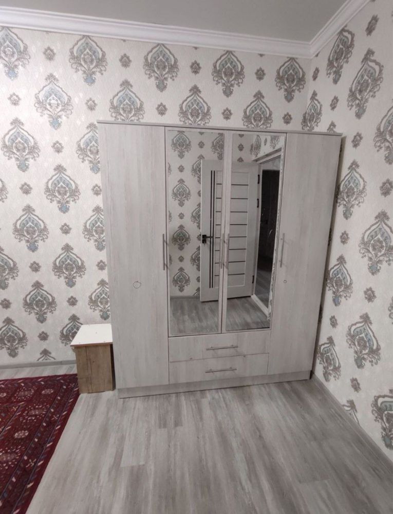 Самарканд дарвоза рупарасида 2 хонали уй ижарага берилади
