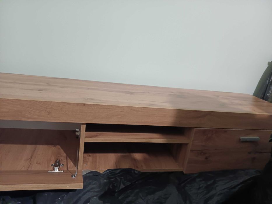 Тв шкаф дъб вотан