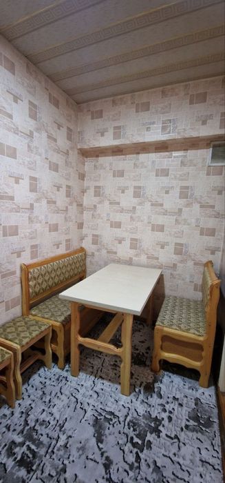 Юнусабад 4 квартал. Продается квартира 2/1/4