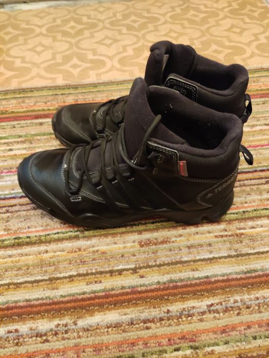 Зимни обувки adidas terrex