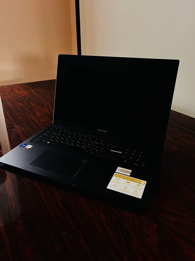 Asus Vivobook 17