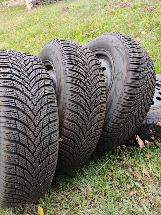 Гуми Firestone 195 65 25 Dot 23 и джанти за Форд фокус 4x108
