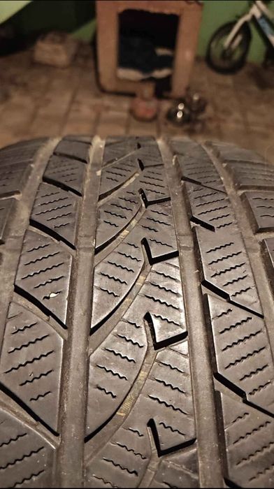 Cauciuc Falken eurowinter 245/40/18 97v