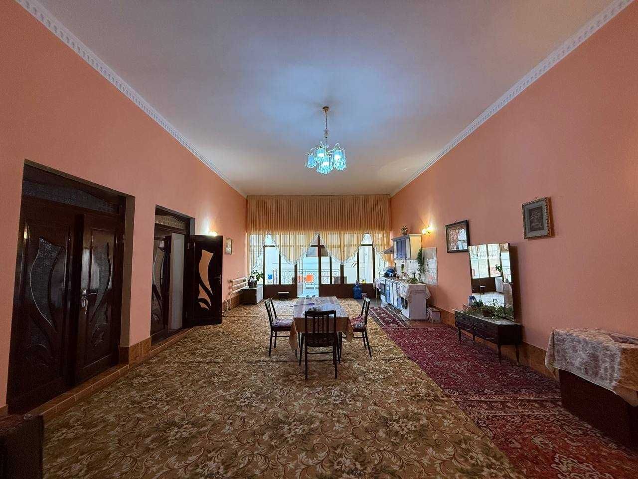 Tayyor 4.5 sotiqli 2 qavatli qilib qurilgan hovli sotiladi.