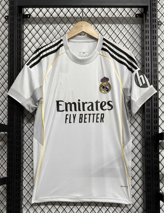 Lux kachestva futbol formalari
