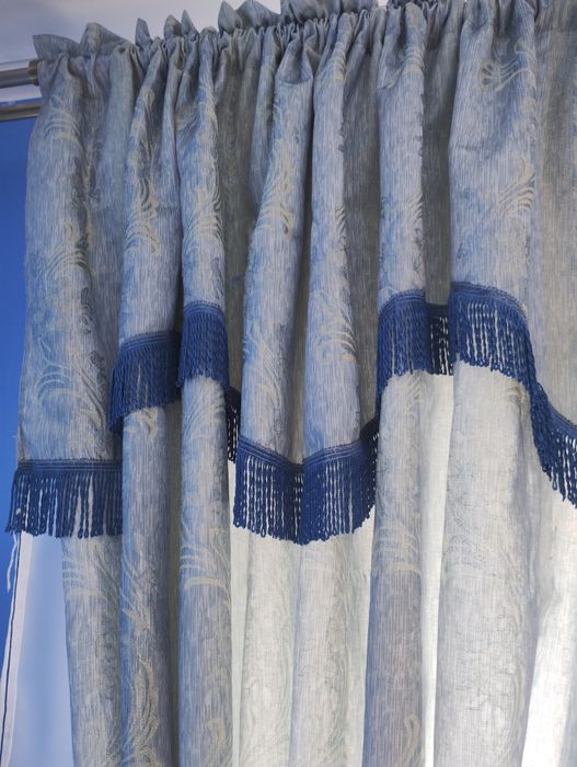 Draperie bleo-albastra