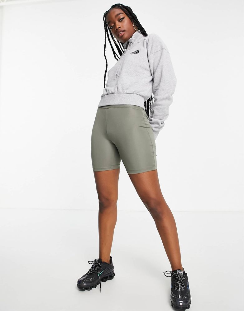 The North Face Cropped 1/4 Zip Sweatshirt