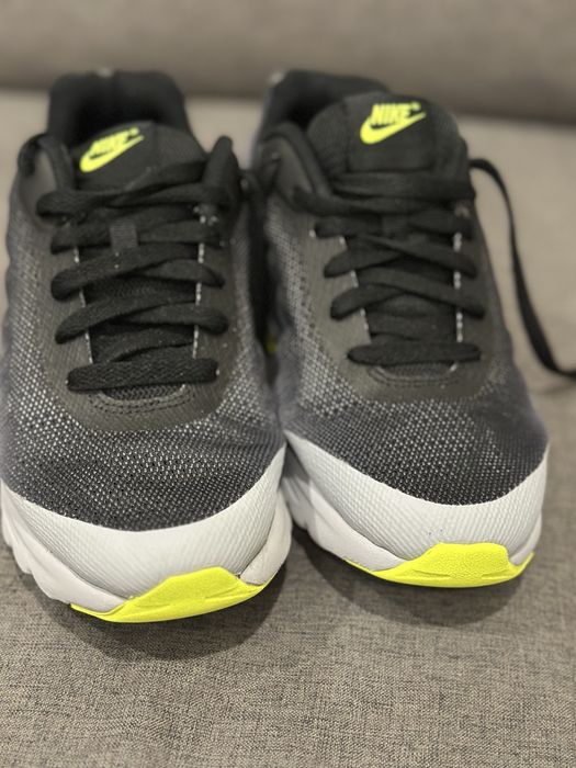 Маратонки Nike air max invigor 37,5 н.
