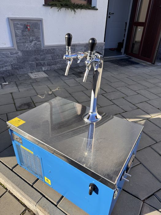 Dozatoare pentru vin/suc/bere. Racesc de la 40 litri pe ora