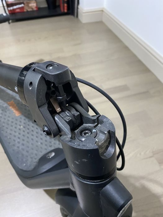 Trotinetă Segway Ninebot F2
