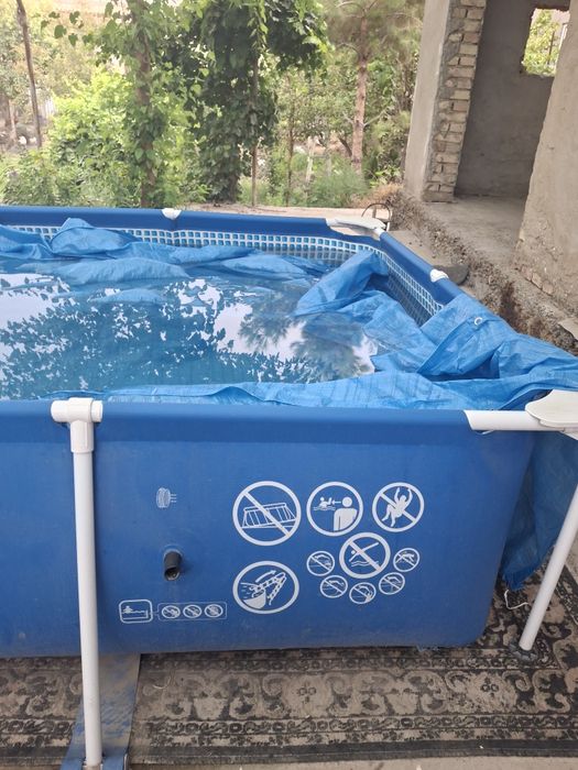 бассейн отличное состоянии  3 месяца пользовались