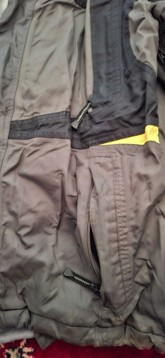 Geaca groasa de iarna marimea xxl (52-54)