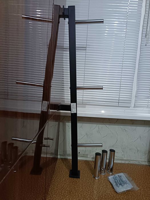 Продавам стойка за тежести ф30 +ф50