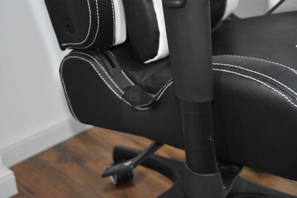 Scaun de gaming   .