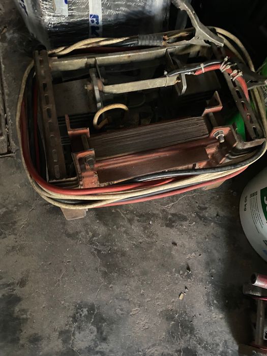 Зарядно за големи акомулатори