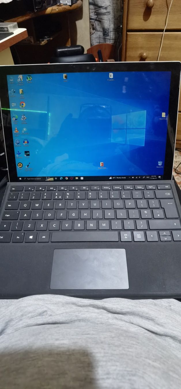 Microsoft surface 5 Pro