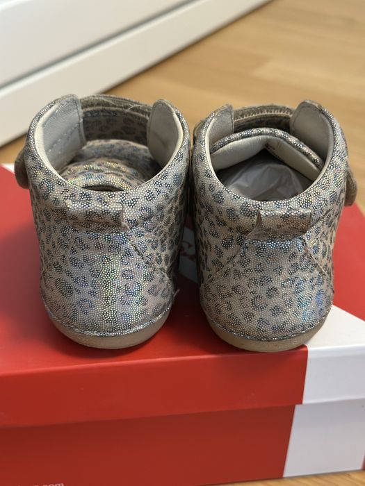 Ghete / pantofi inalti Kickers,  piele integral, marime 25, int. 16 cm