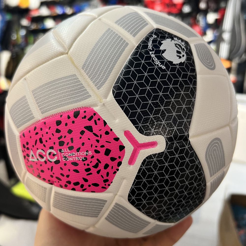 Футбольный мяч Nike Strike и Nike Merlin 5ка 5 размер