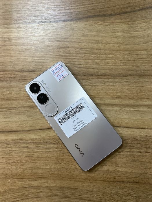 Телефон Vivo V40 Lite