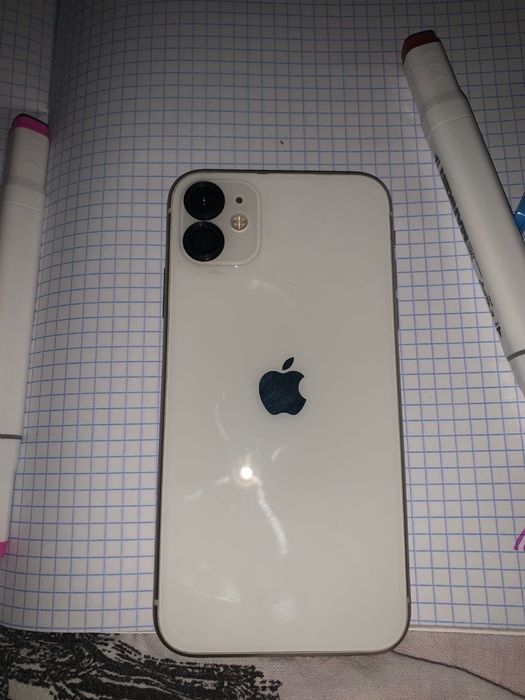 Iphone 11,в хорошем состоянии