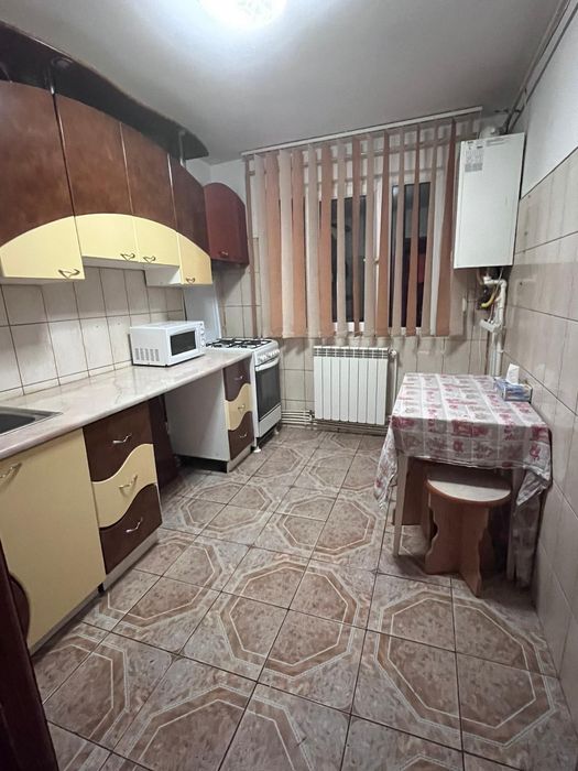 Vand Apartament 2 camere