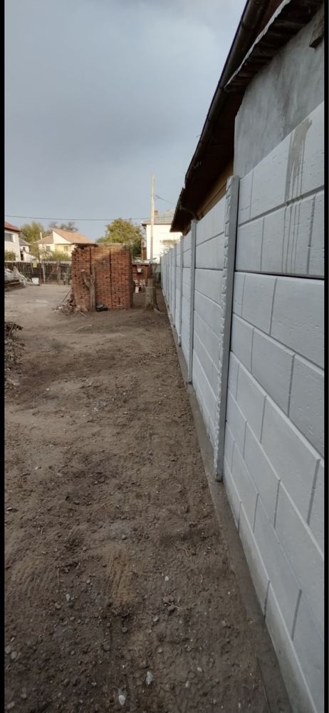 Gard din placi beton