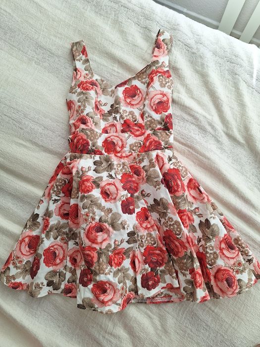 Рокля на цветя Megz