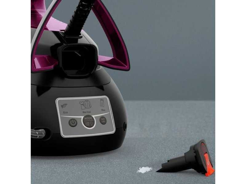 Ютия с Мощен Парогенератор Calor SV8152C0