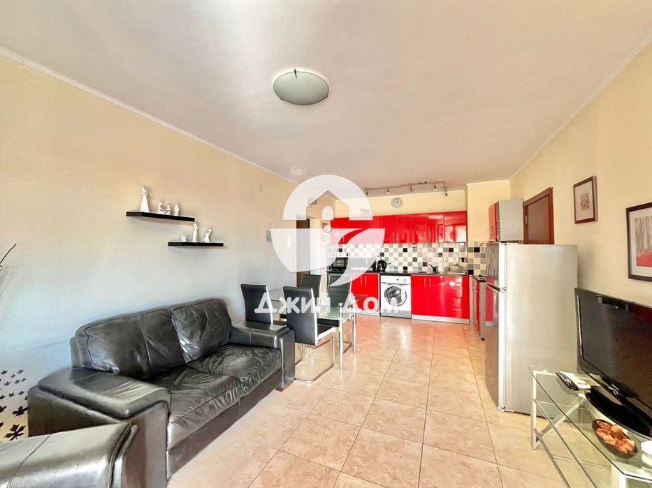 Четиристаен апартамент в к-с „Аполон“, с. Равда