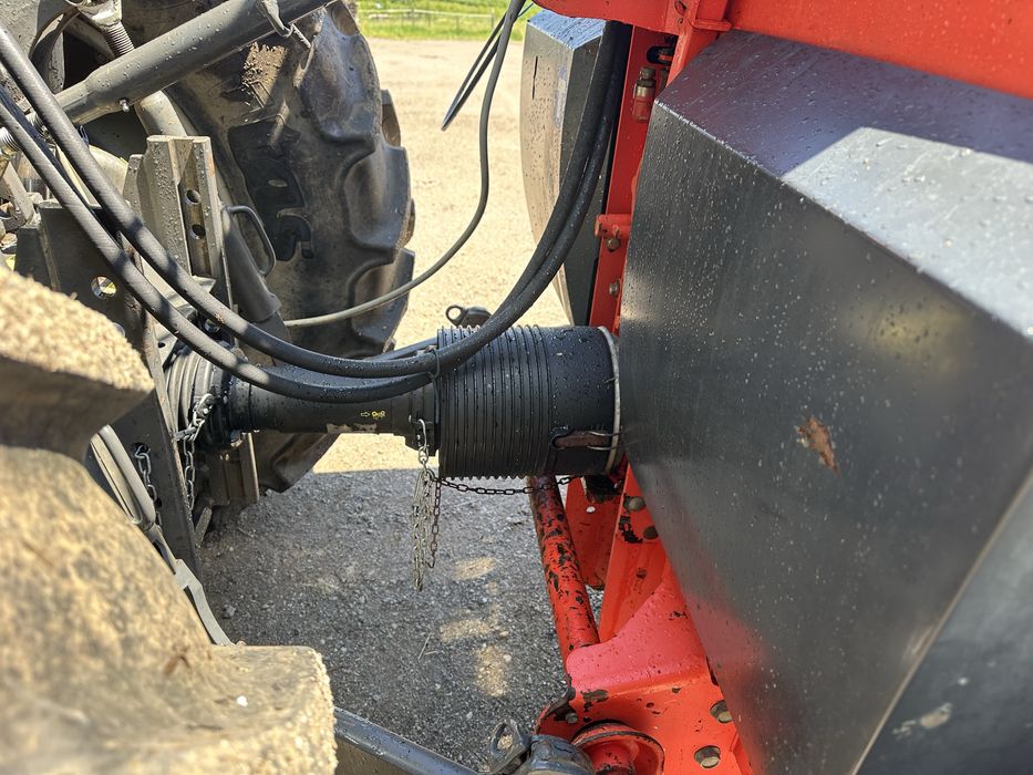 Tocător Paie Kuhn Primor 2060 M