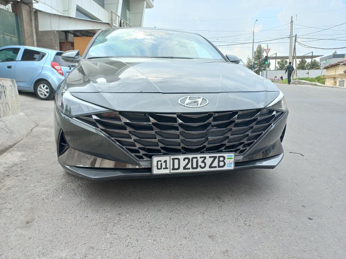 Elantra бампер 2021 год