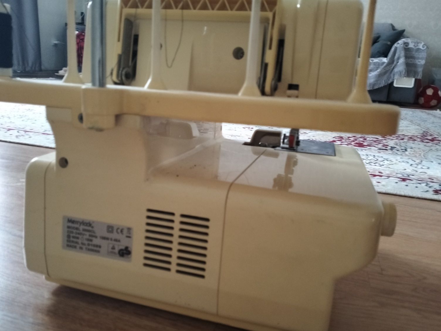 Коверлок MerryLock 3000CL