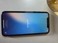 iPhone XR negru 64Gb