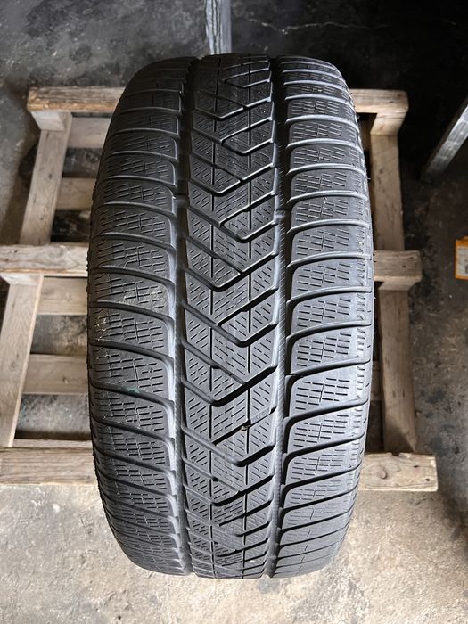 1 anvelopa iarna 255/50/19 , Pirelli !