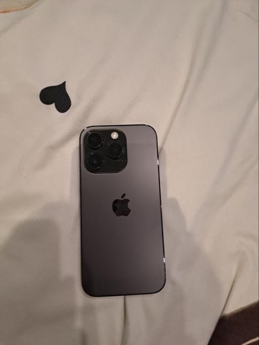 Телефон iphone 14 pro