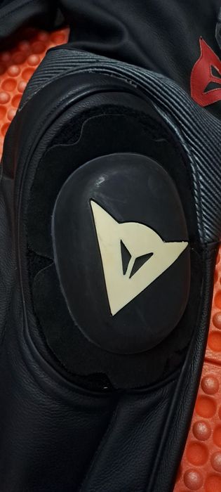 Echipament Moto Dainese Jachetă,Pantaloni și Bocanci Stare Foarte Bună