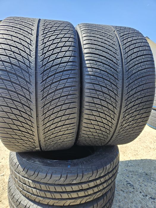 Vând anvelope iarna 295/45/20 295/45r20 MICHELIN