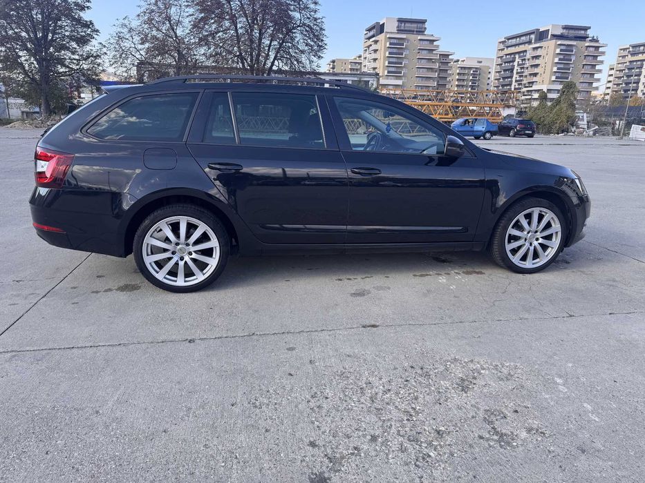 Skoda Octavia 1.6 TDI Ambition DSG 2018 • 149.000 km • Set roți iarnă