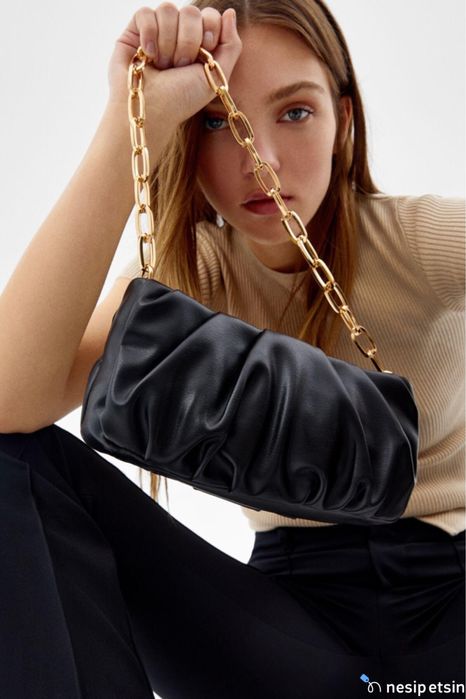 Дамска чанта Bershka