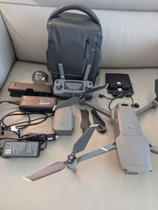 DJI Mavic 2 Fly More Combo