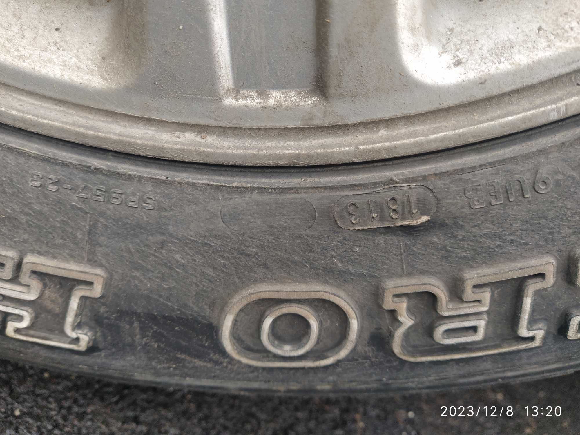Продавам гуми за Джип размер 235/70/16
