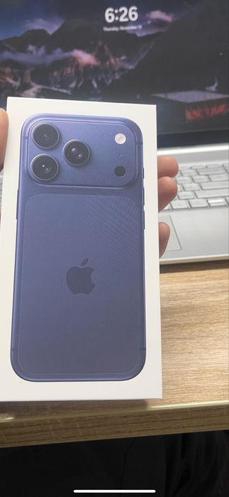 Iphone 17 pro 256 blue