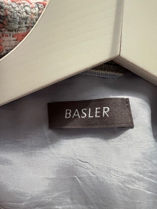 Sacou damă tweet Basler