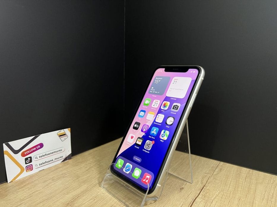 iPhone 11 64Gb White Second-Hand Foarte Bun 3 ani garanție, Telefoane