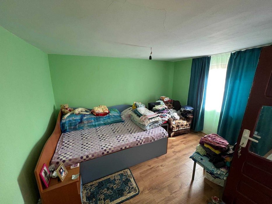 Casa spatioasa cu 4 camere si dependinte – Beciu, Teleorman