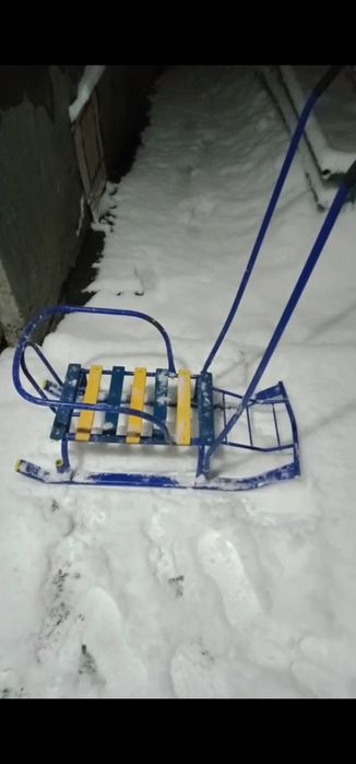 Продам детские санки