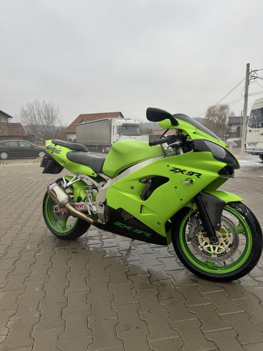 Kawasaki Ninja ZX9R
